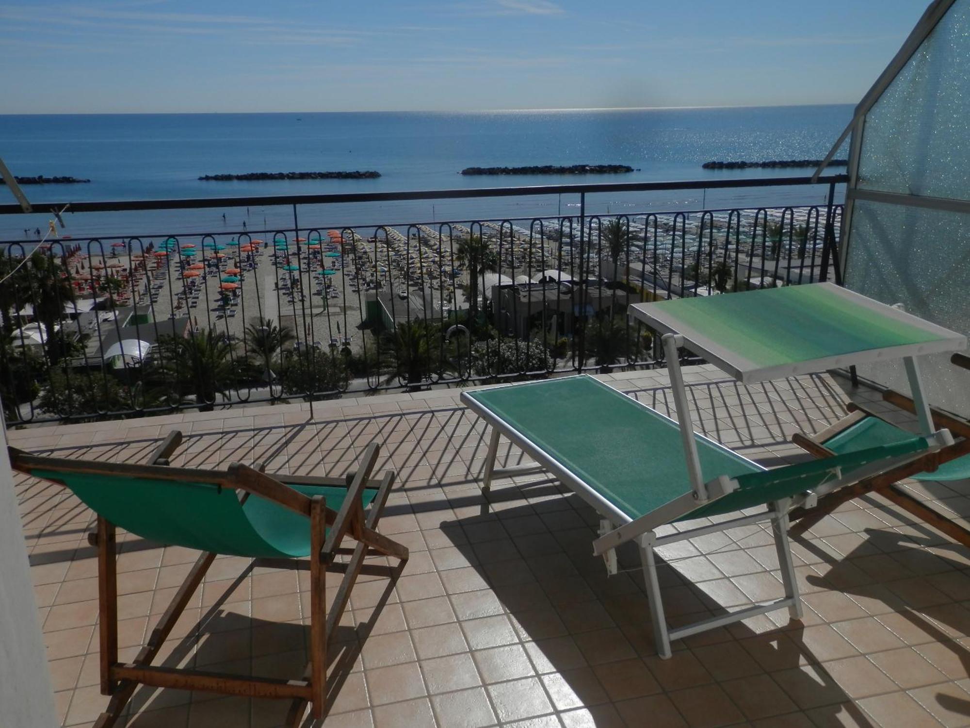 B&B Attico Mare San Benedetto del Tronto Esterno foto