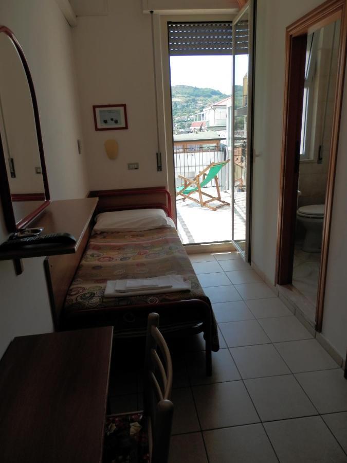 B&B Attico Mare San Benedetto del Tronto Esterno foto